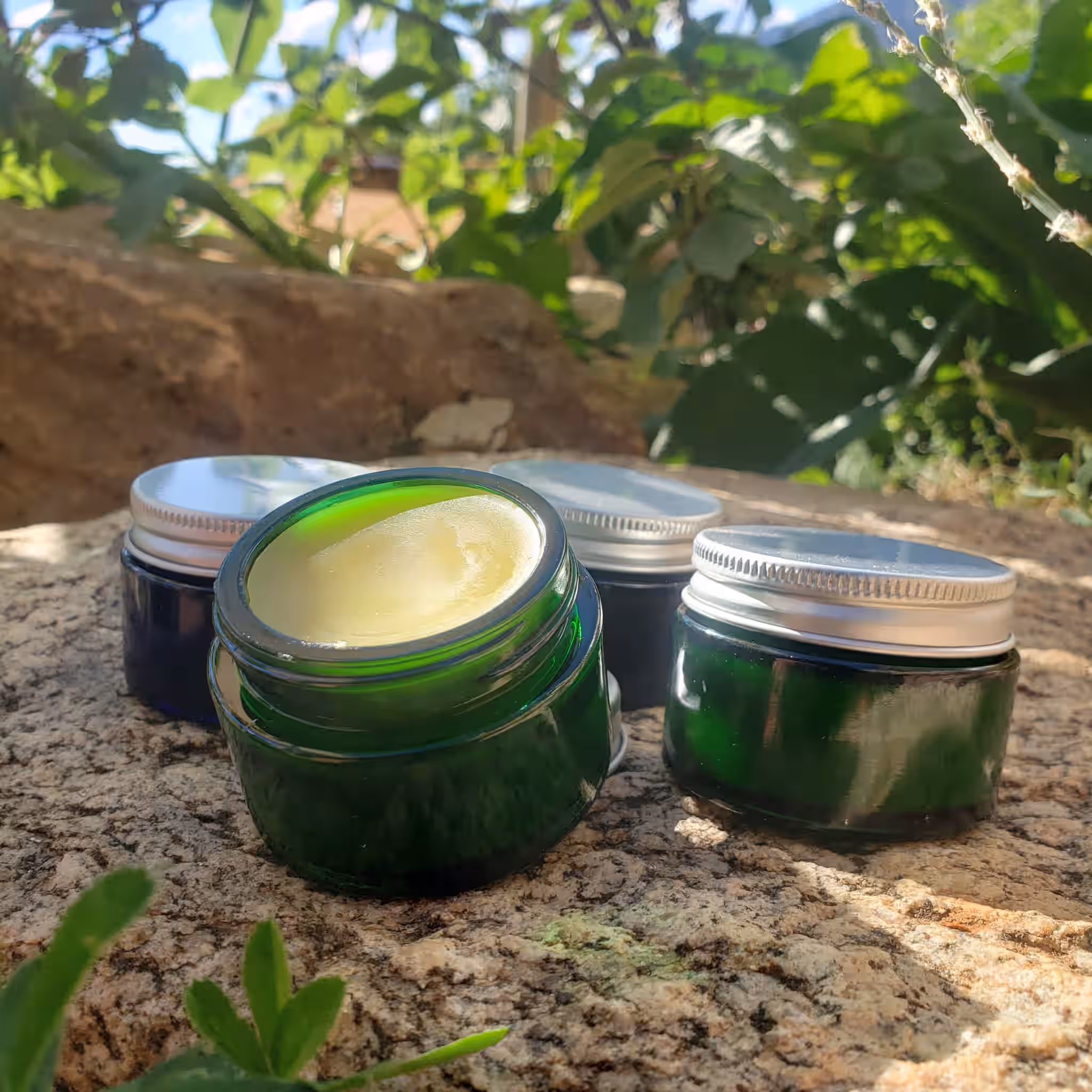 Balm of Gilead/ Hemp anti inflammatory salve