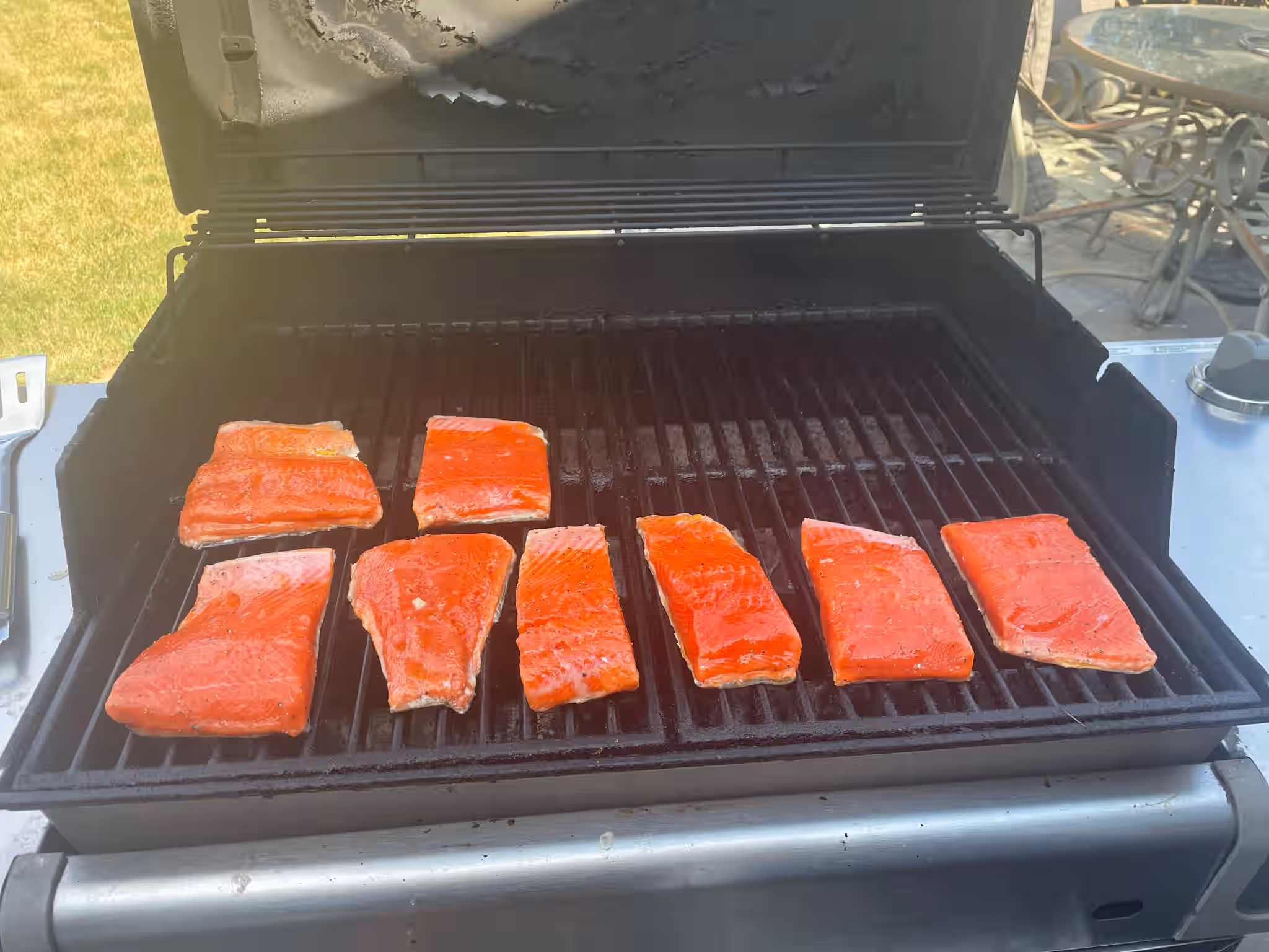 Copper River Sockeye Salmon (Wild Alaskan) - 12 fillets (6oz)